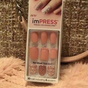 🌸Kiss Impress Nails🌸